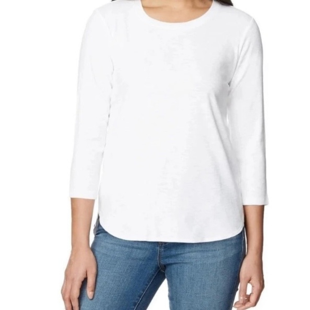 Kirkland signature  Women's 3/4  White sleeves Top size XS new with tag